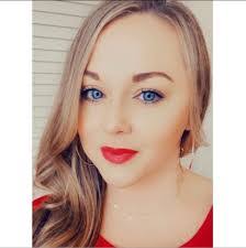 Amanda Sosebee's Instagram, Twitter & Facebook