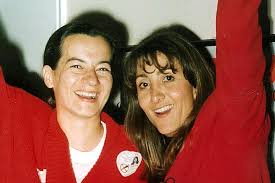 Ingrid betancourt, colombian politician whose long captivity as the hostage of marxist guerrillas and eventual rescue in 2008 made headlines throughout the world. Secuestro Muerte En Vida