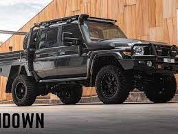 It also features the same suspension upgrades as the double cab. 2020 Toyota Land Cruiser 70 Series Gets A Ton Of Mods