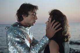 В 2014 году исполнилось 130 лет со дня рождения основоположника жанра научной фантастики в советском союзе. V Novoj Versii Cheloveka Amfibii Rol Ihtiandra Ispolnit Devushka Rossijskaya Gazeta