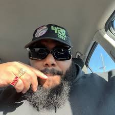 Best wishes to Buff Bagwell who just had his leg amputated. More:  https://wrestlingnews.co/wwe-news/former-wcw-star-buff-bagwell-undergoes-leg-amputation/