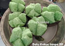 Tekstur kue bolu yang lembut dan rasanya yang manis sudah pasti menggugah selera. Resep Bolu Kukus 1 Telur Tanpa Bp Oleh Tesya Cookpad