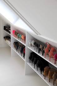 Organising Heels Rimodellare La Soffitta Armadio Mansarda Camere Mansardate