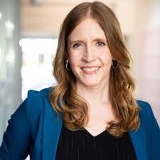 Mina Hur's Instagram, Twitter & Facebook