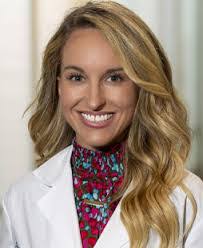 Kristin Harris's Instagram, Twitter & Facebook