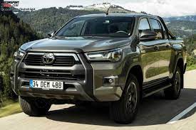 The hilux is also available in a single cab configuration while the toyota tacoma isn't. Toyota Hilux 2021 Neuer 2 8 Liter Diesel Und Neues Design