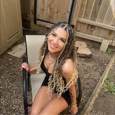 Profile for Lauryn Calaway