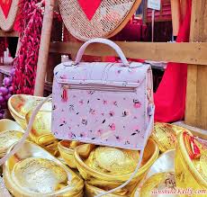 We cover the things you a part of hearst digital media marie claire participates in various affiliate marketing programs, which. ÙØªÙØ§ÙÙ ÙØ¹ ÙØ¹ÙÙØ§ Ø­Ø§Ø³Ù Marie Claire Purse Designedbysea Com