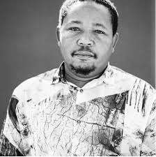 The award-winning South African actor Presley Chweneyagae has sadly passed  away at the age of 40. He is known for his starring role in the Academy  Award-winning film Tsotsi.