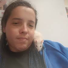 I SAW THIS ON TIKTOK WHERE IS THIS PHOTO FROM I CAN NOT WRAP MY HEAD AROUND  IT