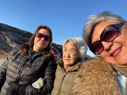 Ippassaq silagissuup ataani kammalaatinnguarput ilangilaaratsigu.  Illariartitsisarnera Ingip nuannivittarami. Biilinik niummat tamatta  qajassuullugu eqikkatsigu. Oqariallarami naak tamassi  eqisimaarniarpisingaa? Immaqa qajassuuppallaarlugu ...