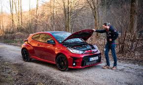 Gr yaris benefits from a newly developed macpherson strut front suspension offering lightweight and high you're just a few steps away from building your own toyota gazoo racing inspired gr yaris. Toyota Gr Yaris 2021 Im Test Und Deep Dive Wrc Rallyeauto Fur Alle Automativ De Das Auto Magazin