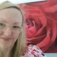 David Austin rose Abraham Darby Painting by Tracey Hall