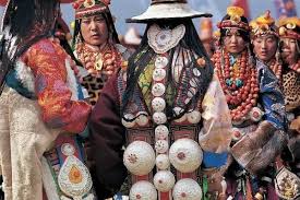 Tibetan Clothing and Diverse Tibetan ...