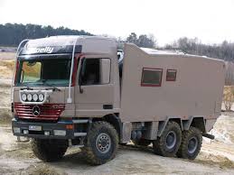 Rv Unimog Dutchman Paul Aalmans Knows His Off Road Campers This Is The Third One Unimog Mercedes Benz Unimog Overland Truck