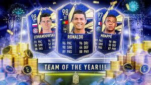 fifa mobile 21 kết thúc sự kiện toty | thay máu toàn bộ đội hình bằng các cầu thủ starter toty. Team Of The Year Is Here 98 Toty Cr7 98 Toty Lewa 97 Toty Mbappe Fifa 21 Ultimate Team Youtube