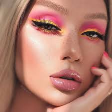 For instance, if your skin is light, go for a paler nude, if your skin is deeper go for a richer nude. Makeup Tones For Blondes Saubhaya Makeup