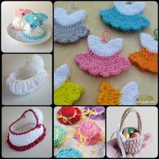 10 Crochet Mini Baby Shower Favors With Free Patterns Crochet Patterns Crochet Crochet Baby