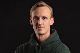 Warner Music, Stern Management & More Top Music Executive Job News