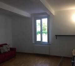 Zona villetta, in palazzina piccola e defilata dal traffico ubicata. Appartamenti Vendita Da Privati Parma Ospedale Maggiore Casadaprivato It