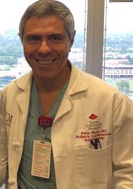 DOCTOR URUGUAYO DE HOUSTON, PIDIÓ VACACIONES Y SE FUE A OPERAR LOS  CORAZONCITOS DE MÁS DE 30 NIÑOS, TOTALMENTE GRATIS!!! Una vez más el Dr  Pablo Motta, quien vive y trabaja en