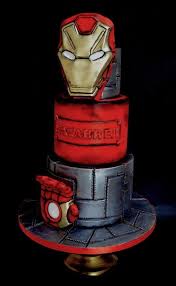 Male Birthday Cake For 17 Year Old Boy 17 Super Cool Superhero Cakes Smart Party Ideas Superhero Cake Iron Man Birthday Superhero Birthday Cake