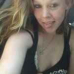 Faye Bliss's Instagram, Twitter & Facebook