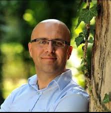 Yazar ve Avukat Hulusi Üstün vefat etmiş. Çok üzüldüm. Hayatının en…