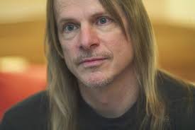 Pandemian loppusuoralle tarvitaan voimaa ja elämäniloa