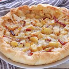Benedetta Rossi On Instagram Pizza Rustica Speck E Patate Ingredienti 1 Rotolo Di Pasta Sfoglia Rotonda 500 G Ricette Ricette Di Dolci Facili Idee Alimentari