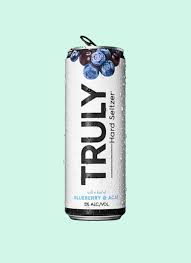 These Are The 5 Best Low Carb Low Sugar Hard Seltzers You Can Sip On Hard Seltzer Low Sugar Alcoholic Drinks Strawberry Detox Water