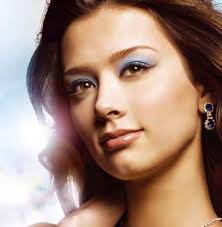 Read about our 7 month Seminar Year