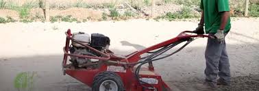 You will need about one small bale of straw/hay per 1,000 sq. How To Plant Grass Seed On Hard Dirt And Get A Lush Lawn