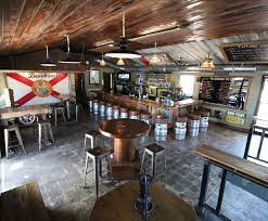 Florida cracker kitchen is located in brooksville city of florida state. Florida Cracker Riverside Resort Under The Water Or Above The Surface We Ve Got You Covered