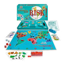Basado en los clásicos juego de mesa de conquista de hasbro, risk sigue vivo durante décadas ,donde el objetivo del juego es simple: John Hansen Juego De Mesa 1121 Risk Clasico
