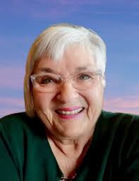 Eileen Hollingsworth's Instagram, Twitter & Facebook