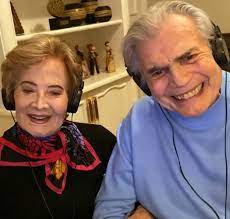 Glória menezes tarcísio meira глория менезес тарсизио мейраподелиться 0. Gloria Menezes Comemora 56 Anos De Casamento Com Tarcisio Meira Grande Amor Da Minha Vida Estrelando