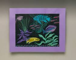 Glow Fish Under The Sea On Crayola Com Ocean Art Projects Fish Under The Sea Glow Fish
