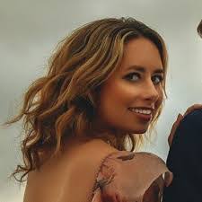 David Volker's Instagram, Twitter & Facebook