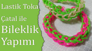 Genç kızların ve bayanların da takı ve aksesuar modellerine ne kadar düşkün oldukları bilinmektedir. Lastik Tokadan Catal Ile Bileklik Yapilisi Kedin Yapi Diy Canim Anne Canim Anne Youtube