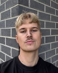 JAKE A ROBERTSON (@jakearobertson) • Instagram photos and videos