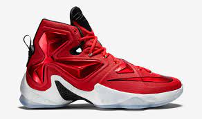 By ross dwyer / apr 30, 2021 Foot Locker Trouble Selling Nike Lebron Durant Sneakers Sole Collector