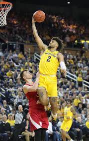 Michigan Basketball S Isaiah Livers Franz Wagner Considering Nba Draft Entry Nba Draft Michigan Sports Isaiah