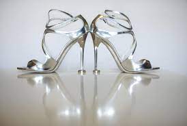 Check spelling or type a new query. Concept De Mariage Avec Les Chaussures Argentees Talons Hauts Epousant Des Chaussures Image Stock Image Du Fete Dames 60821271