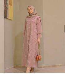 Desain baju organisasi, desain seragam organisasi, desain kaos organisasi, desain kemeja organisasi, desain polo shirt organisasi, desain rompi organisasi, desain hoodie organisasi, desain. 8 Kebaya Modern Favorit Para Selebgram Buat Kondangan Desainnya Anti Pasaran Omjebs