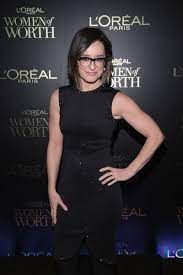 Lisa Kennedy Montgomery Photostream Female News Anchors Celebrities Female Paris Woman