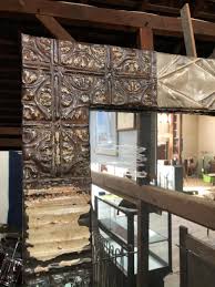 Producing the highest quality tin ceiling and backsplash tiles since 2002, american tin ceilings prides itself on qualifty, craftsmanshp and all. Sold Price Antique Ceiling Tin Framed Mirror August 4 0120 10 00 Am Edt