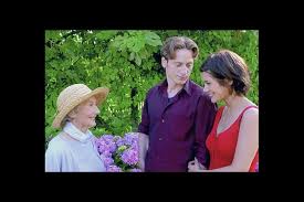 Dans le bordelais, une maison abrite trois générations d'une famille bourgeoise où l'histoire se répète. La Fleur Du Mal Alle Informationen Zum Film Auf Cineimage