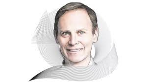 AXA, liderada por Daniel Bandle, pagó más de 30 mil mdp en 2024 por más de… 