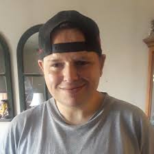 What are the options for expanding Xbox series s storage?